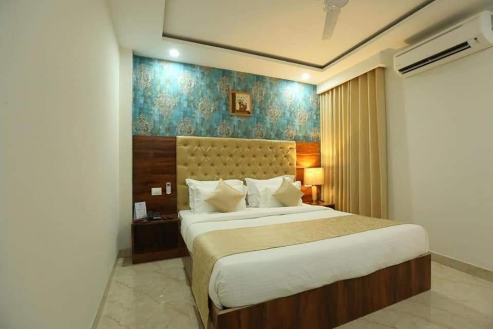 Hotel Ventus By Anvi Near Delhi Airport New Delhi